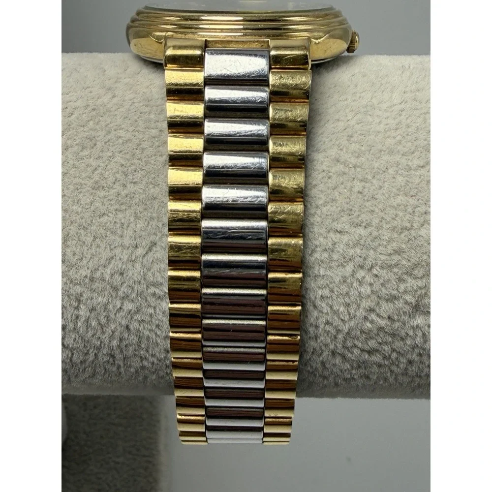 Pulsar V337-7000 New Battery Mens Calendar Watch 33MM 7.5